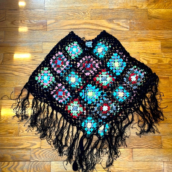 Granny Square Shawl - Picture 1 of 2